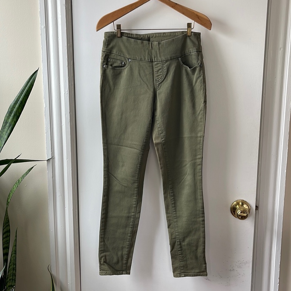 Jag pull-on khaki jeans